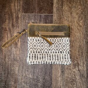 Myra Bag Clutch (Wristlet)